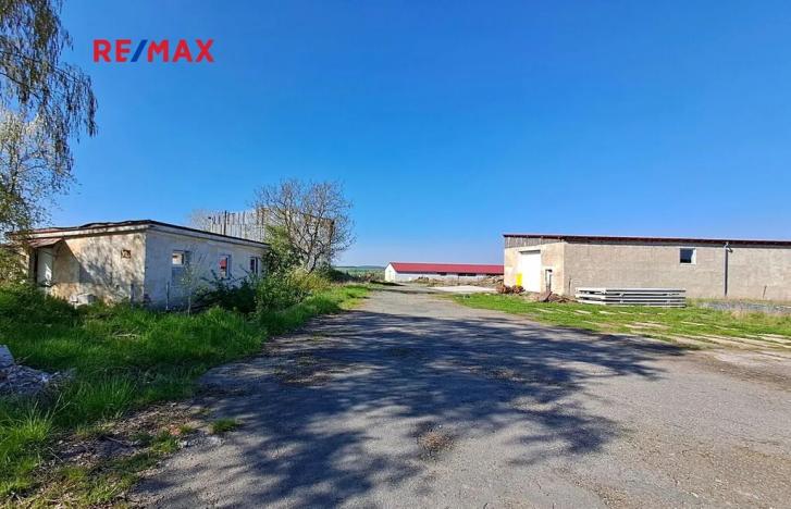 Prodej skladu, Dolní Chvatliny, 3690 m2