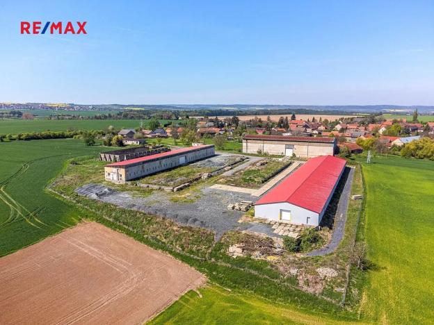 Prodej skladu, Dolní Chvatliny, 3690 m2