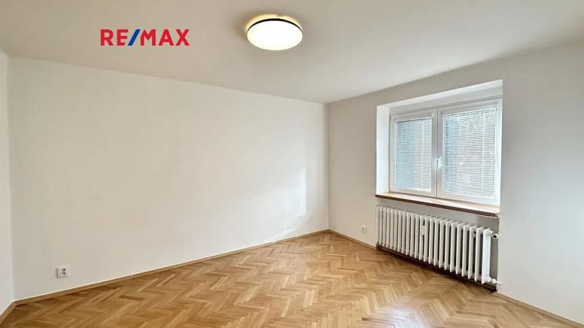 Pronájem bytu 1+1, Kladno, Kordačova, 32 m2