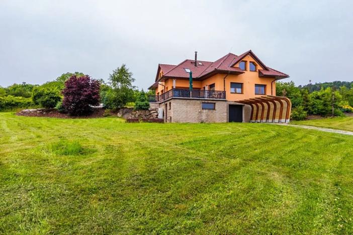 Prodej rodinného domu, Buš, 271 m2