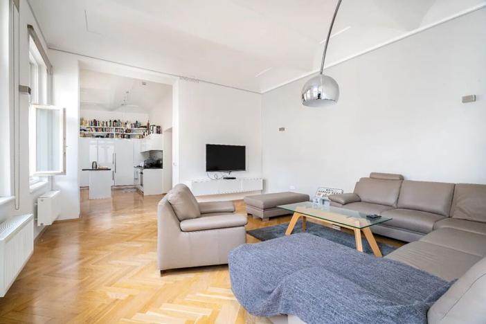 Prodej bytu 2+1, Praha - Nové Město, Soukenická, 78 m2