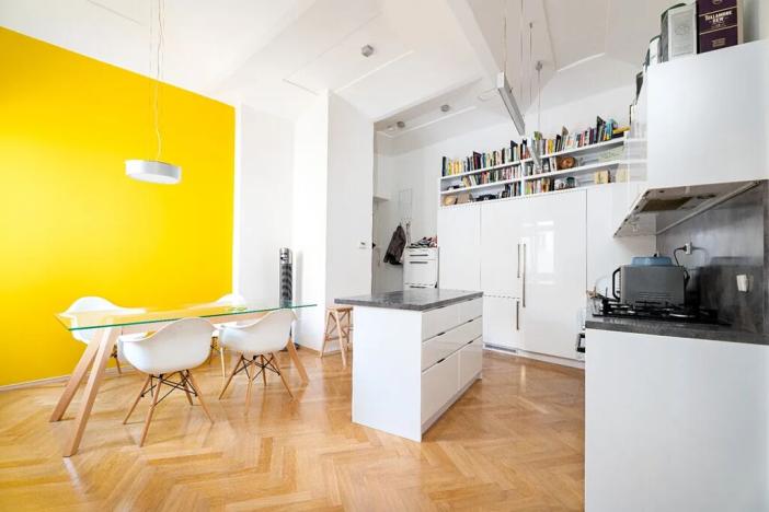 Prodej bytu 2+1, Praha - Nové Město, Soukenická, 78 m2