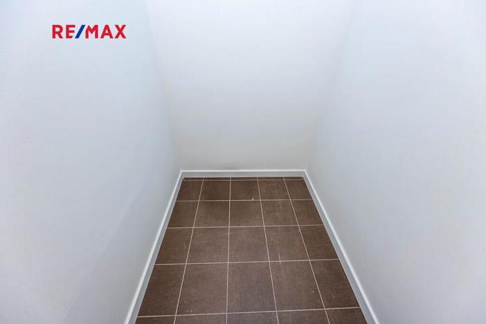 Pronájem bytu 2+kk, Praha - Kbely, Semilská, 69 m2