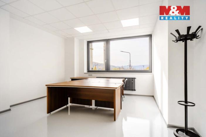 Pronájem kanceláře, Děčín - Děčín II-Nové Město, Benešovská, 320 m2