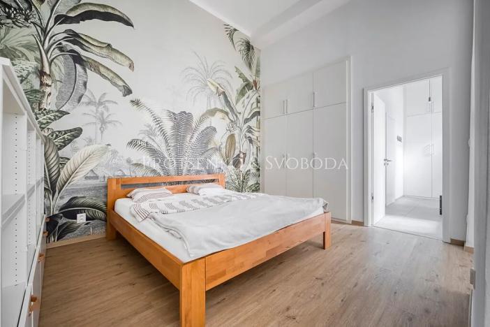 Prodej bytu 2+kk, Praha - Karlín, Prvního pluku, 73 m2