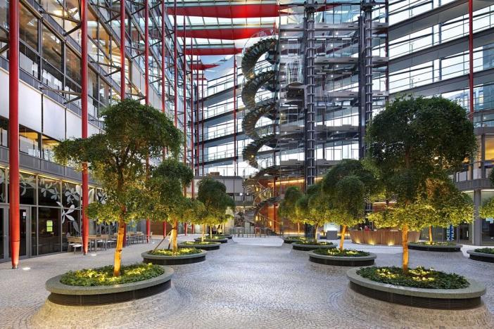 Pronájem kanceláře, Praha - Karlín, Karolinská, 1477 m2