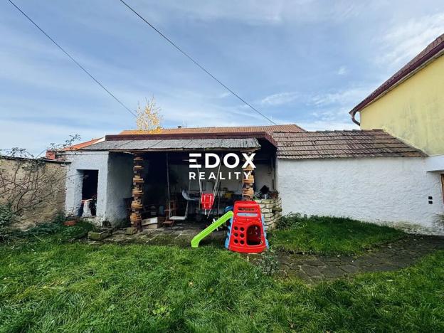 Prodej rodinného domu, Martiněves, 250 m2