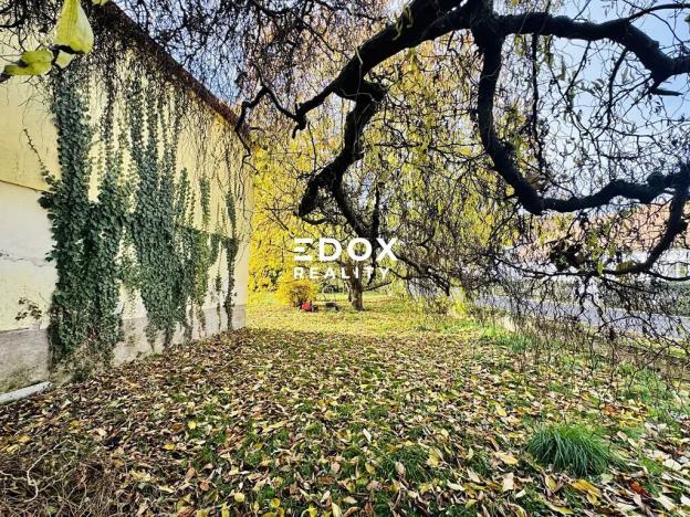 Prodej rodinného domu, Martiněves, 250 m2