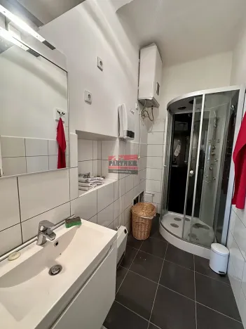 Prodej činžovního domu, Praha - Hloubětín, Poděbradská, 645 m2