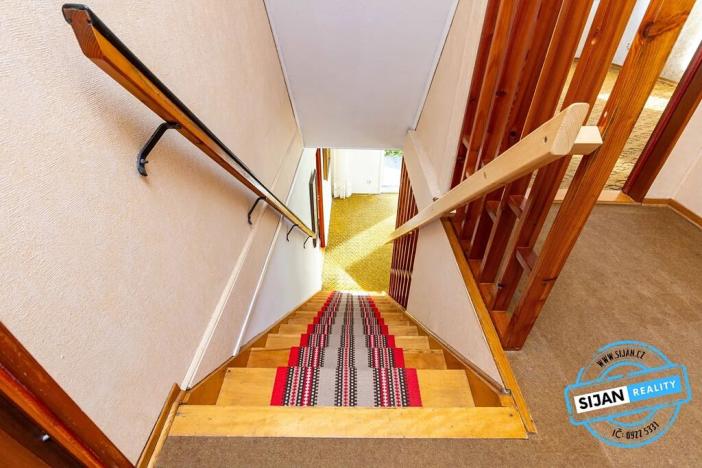 Prodej rodinného domu, Rožnov pod Radhoštěm, Družstevní, 150 m2