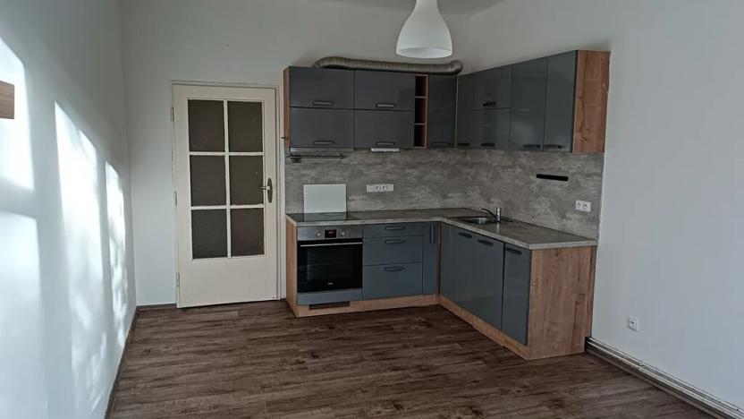 Prodej bytu 2+kk, Praha - Strašnice, Za poštou, 38 m2