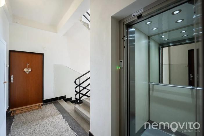 Prodej bytu 1+kk, Praha - Podolí, Na dolinách, 39 m2