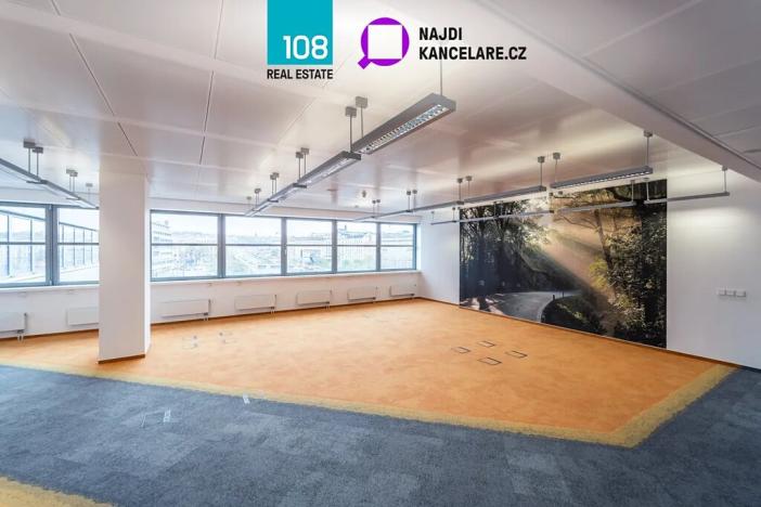 Pronájem kanceláře, Praha - Karlín, Ke Štvanici, 1300 m2