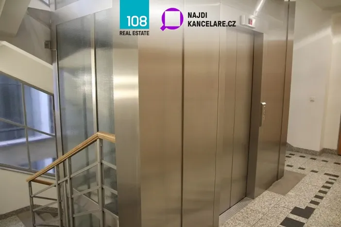 Pronájem kanceláře, Praha - Nové Město, Hybernská, 224 m2