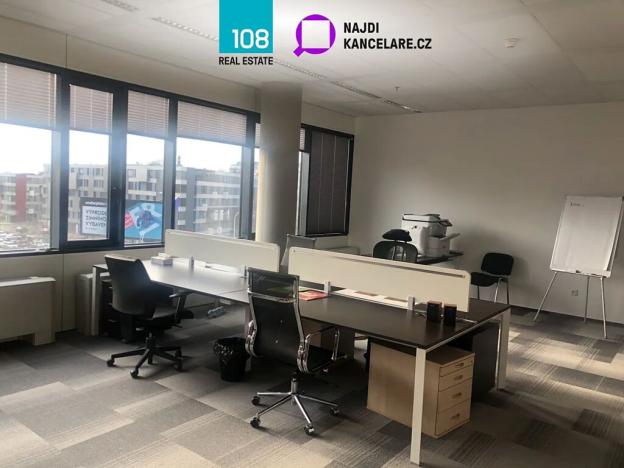 Pronájem kanceláře, Praha - Prosek, Prosecká, 839 m2