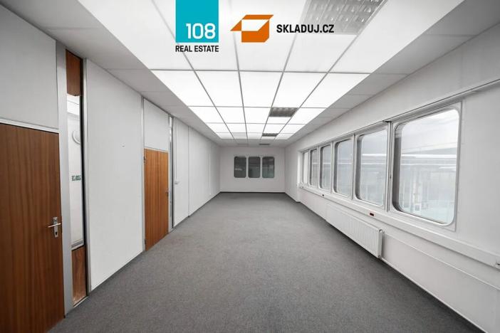 Pronájem skladu, Jihlava, Znojemská, 3500 m2