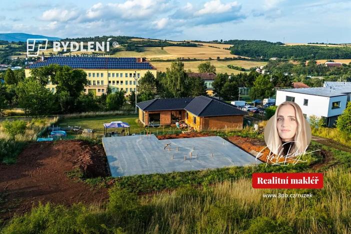 Prodej pozemku pro bydlení, Bystřany, 1000 m2