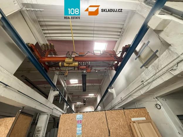 Pronájem skladu, Brno, Olomoucká, 4000 m2