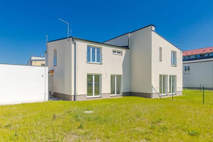 Prodej rodinného domu, Milovice, Modřínová, 104 m2