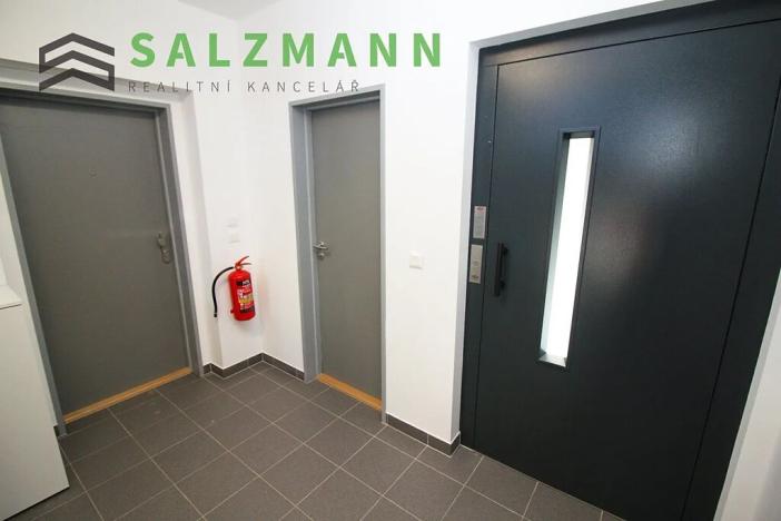 Pronájem bytu 1+kk, Kaznějov, Na Komárově, 28 m2