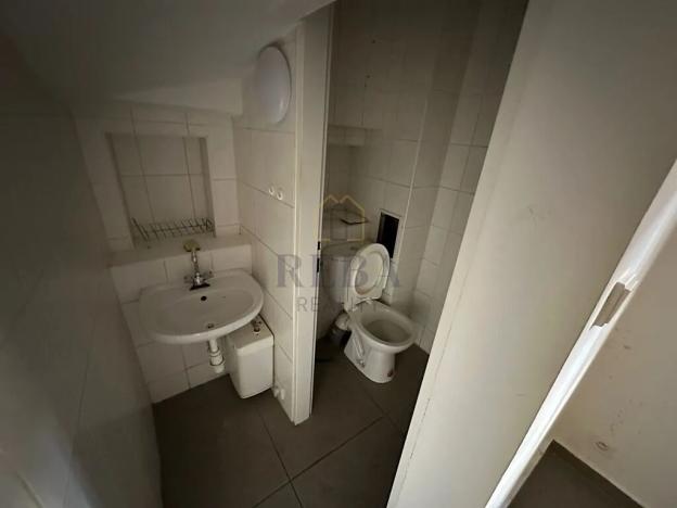 Pronájem obchodního prostoru, Karlovy Vary, Dr. Davida Bechera, 110 m2