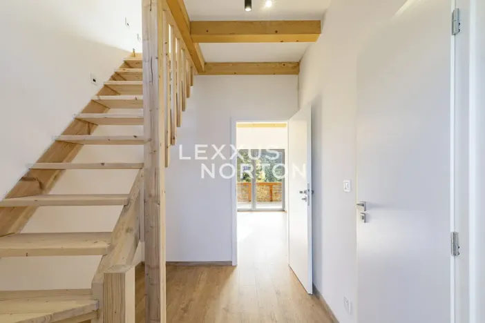 Prodej bytu 3+kk, Ostrovec, 48 m2