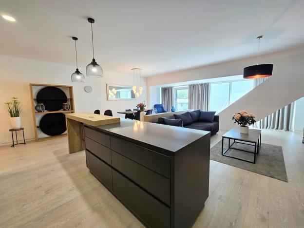 Pronájem bytu 3+kk, Praha - Smíchov, Gabrielská, 138 m2