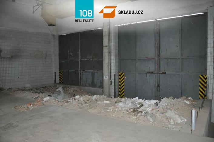 Pronájem skladu, Chomutov, 1300 m2