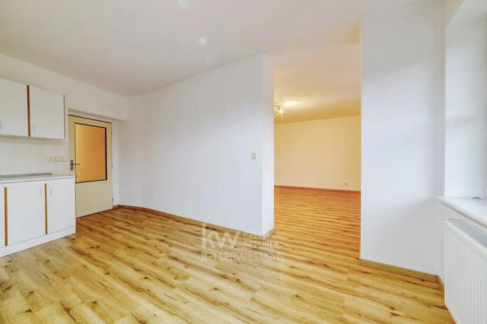 Prodej bytu 3+1, Cheb, Na Hradčanech, 103 m2