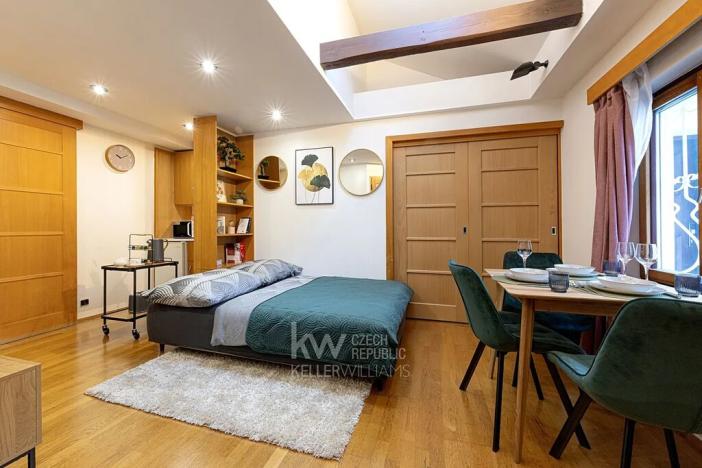 Prodej bytu 1+kk, Praha - Nové Město, Navrátilova, 28 m2