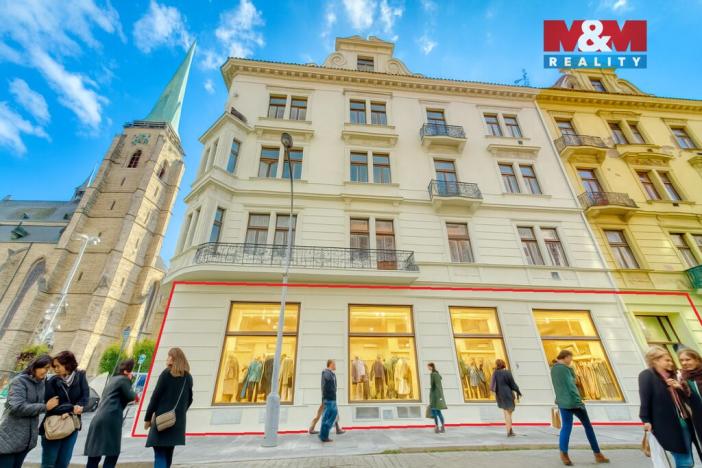 Pronájem obchodního prostoru, Plzeň - Vnitřní Město, náměstí Republiky, 227 m2
