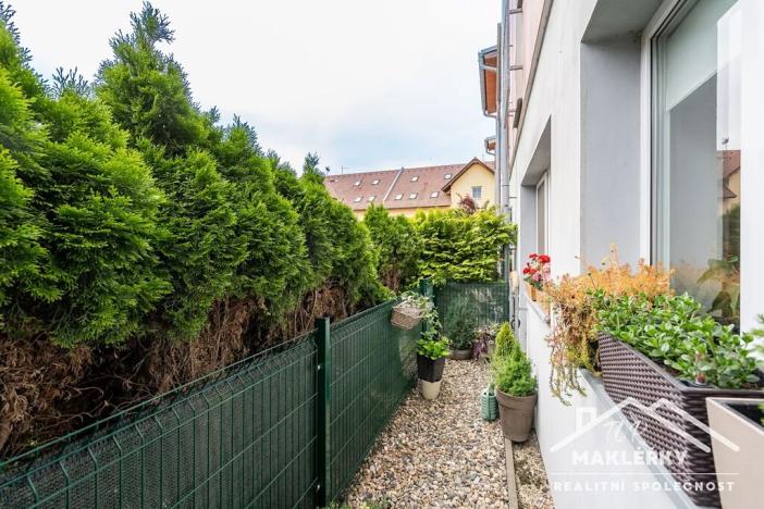 Prodej bytu 2+kk, Břežany II, 56 m2