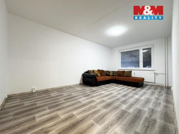 Pronájem bytu 1+1, Ostrov, Lidická, 35 m2