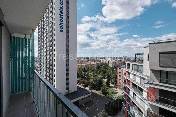 Pronájem bytu 1+kk, Praha - Malešice, Nad úžlabinou, 31 m2