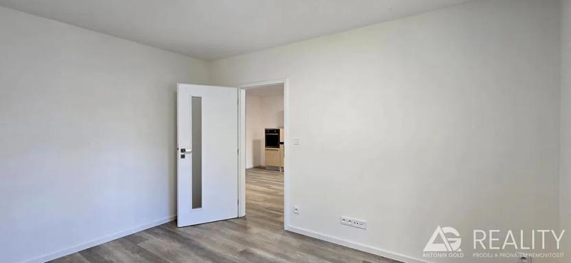 Prodej bytu 3+kk, Praha - Hlubočepy, Pod Žvahovem, 100 m2