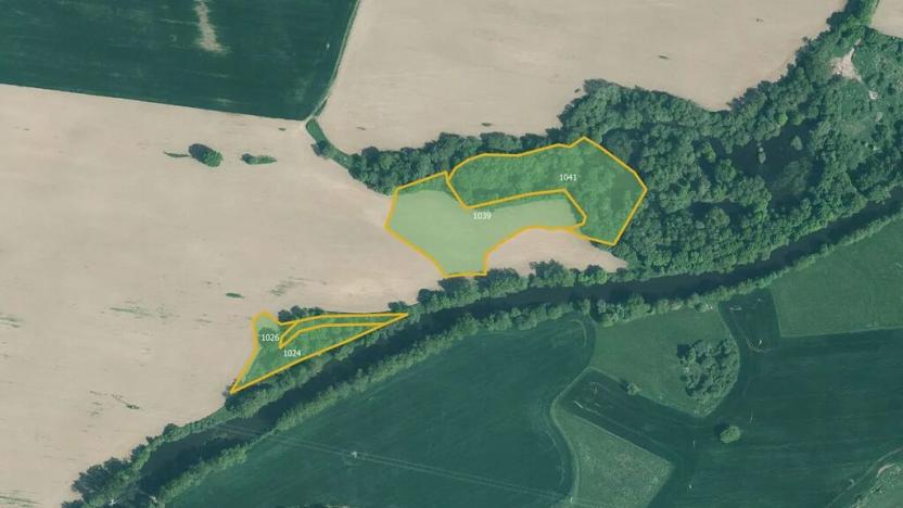 Prodej pole, Kestřany, 19814 m2