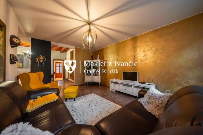 Prodej rodinného domu, Ivančice, Jana Schwarze, 178 m2