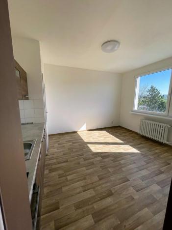 Pronájem bytu 2+kk, Hrádek nad Nisou, Liberecká, 34 m2