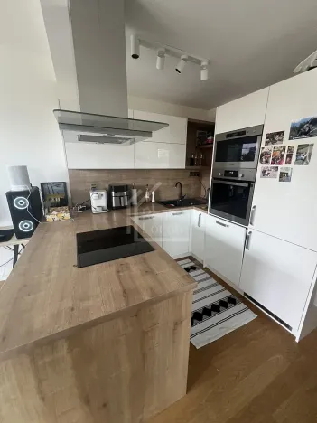 Pronájem bytu 2+kk, Praha - Veleslavín, Pod dvorem, 52 m2