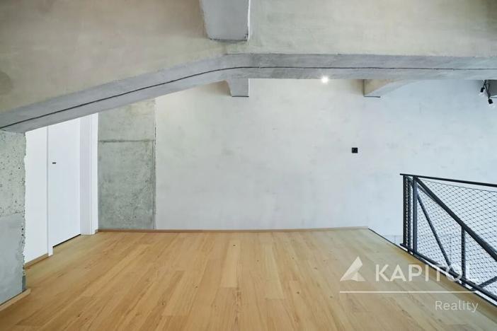 Prodej bytu 2+kk, Praha - Vysočany, Kolbenova, 77 m2