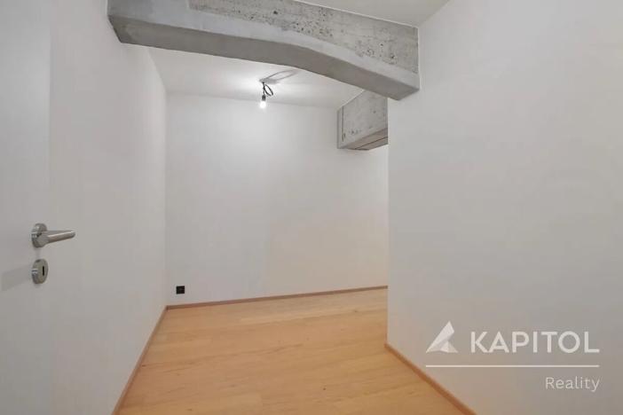 Prodej bytu 2+kk, Praha - Vysočany, Kolbenova, 77 m2