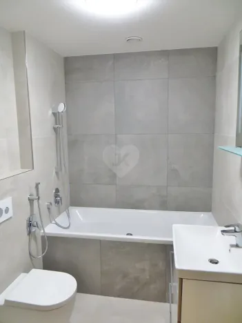 Pronájem bytu 2+kk, Praha - Holešovice, Dělnická, 64 m2