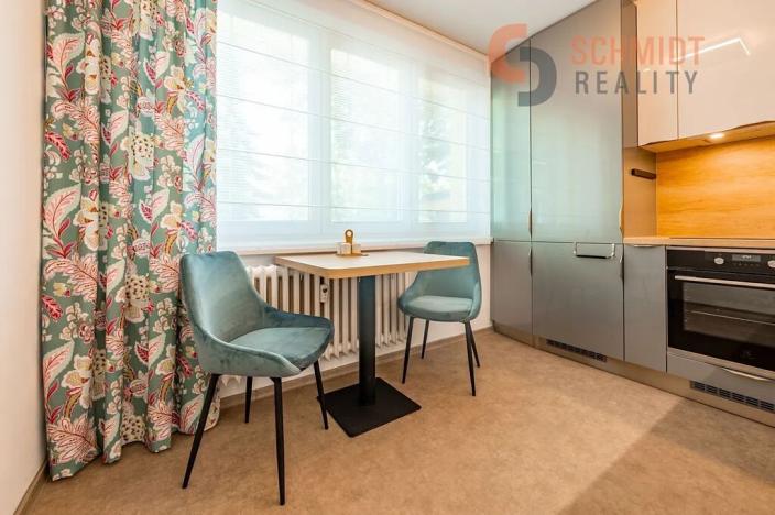 Pronájem bytu 2+1, Břeclav, sídl. Dukelských hrdinů, 57 m2