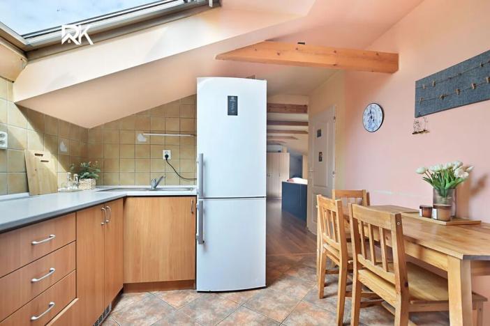 Prodej rodinného domu, Nová Ves I, Legerovo nám., 470 m2