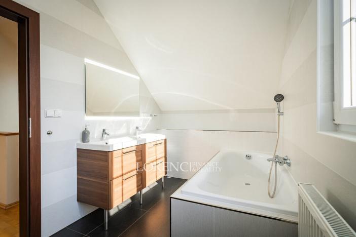 Prodej rodinného domu, Stará Huť, Pod Šimoňákem, 165 m2