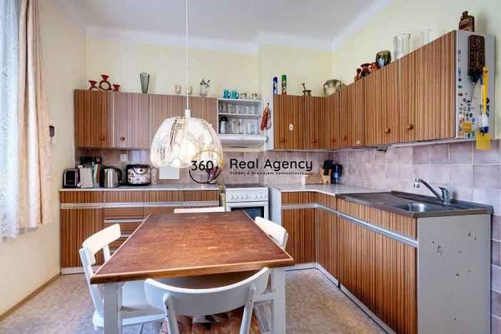 Prodej rodinného domu, Praha - Zbraslav, Košíkářská, 270 m2