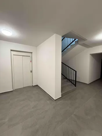 Pronájem bytu 2+kk, Hluboká nad Vltavou, Potoční, 52 m2