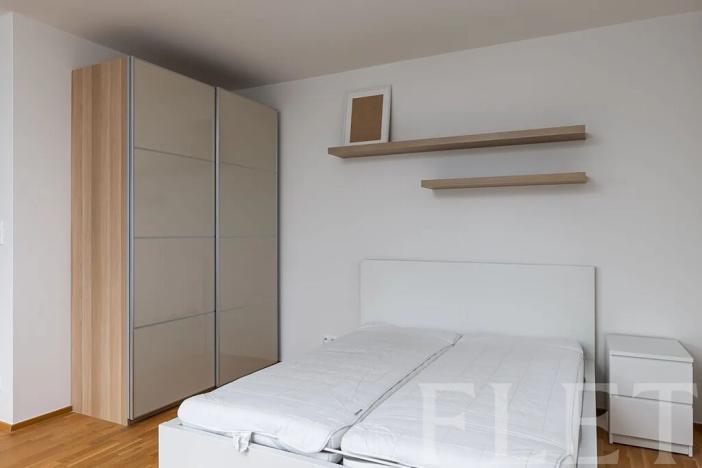 Pronájem bytu 1+kk, Praha - Jinonice, Pod stolovou horou, 42 m2