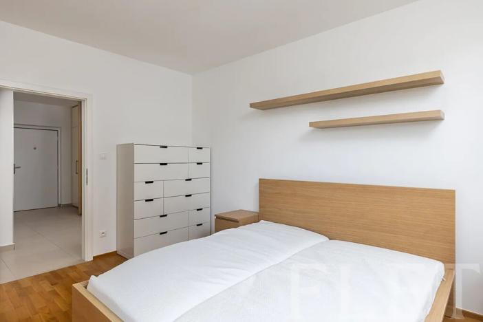 Pronájem bytu 2+kk, Praha - Jinonice, Pod stolovou horou, 57 m2