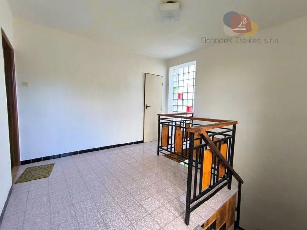 Prodej vícegeneračního domu, Luká, 283 m2